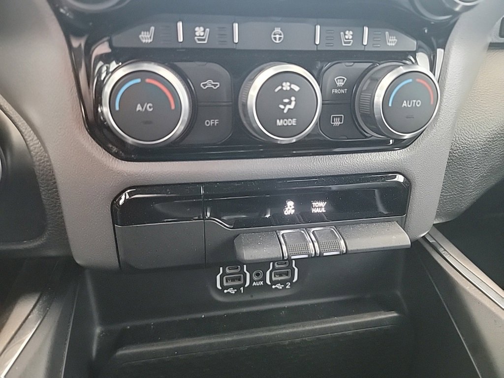 Used 2024 RAM 1500 Laramie image 19