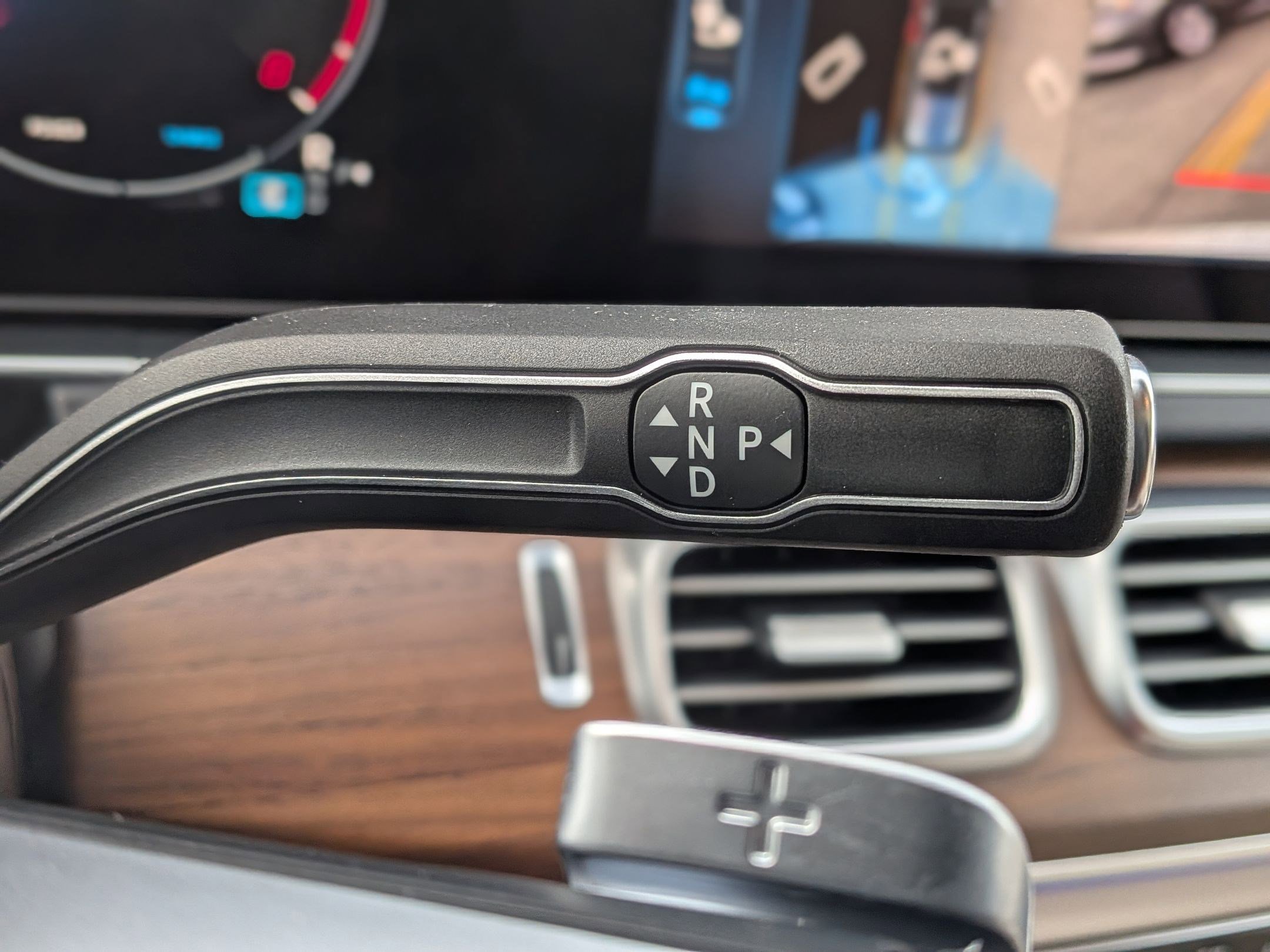 Certified 2025 Mercedes-Benz GLS 450 4MATIC image 24