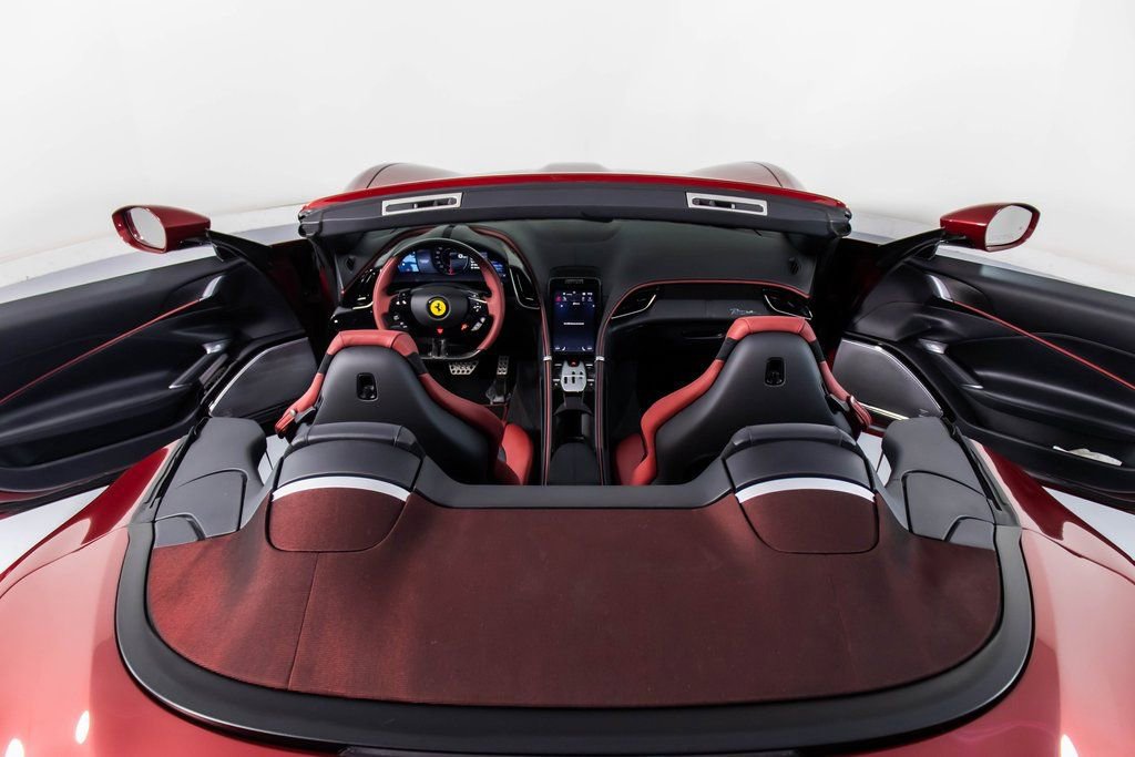 Certified 2025 Ferrari Roma Spider image 23