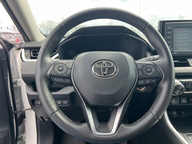 Used 2020 Toyota RAV4 XLE w/ Convenience Package image 13