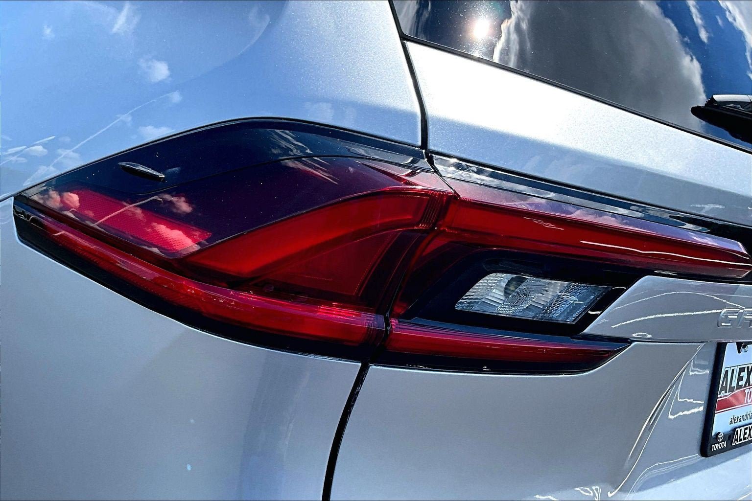 Used 2025 Toyota Grand Highlander AWD image 27