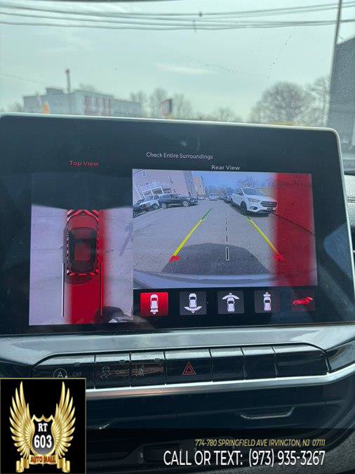 Used 2024 Jeep Compass Latitude image 17