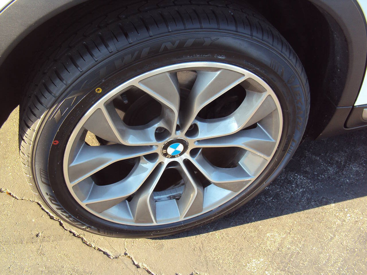 Used 2016 BMW X3 xDrive28i AWD/4WD image 8
