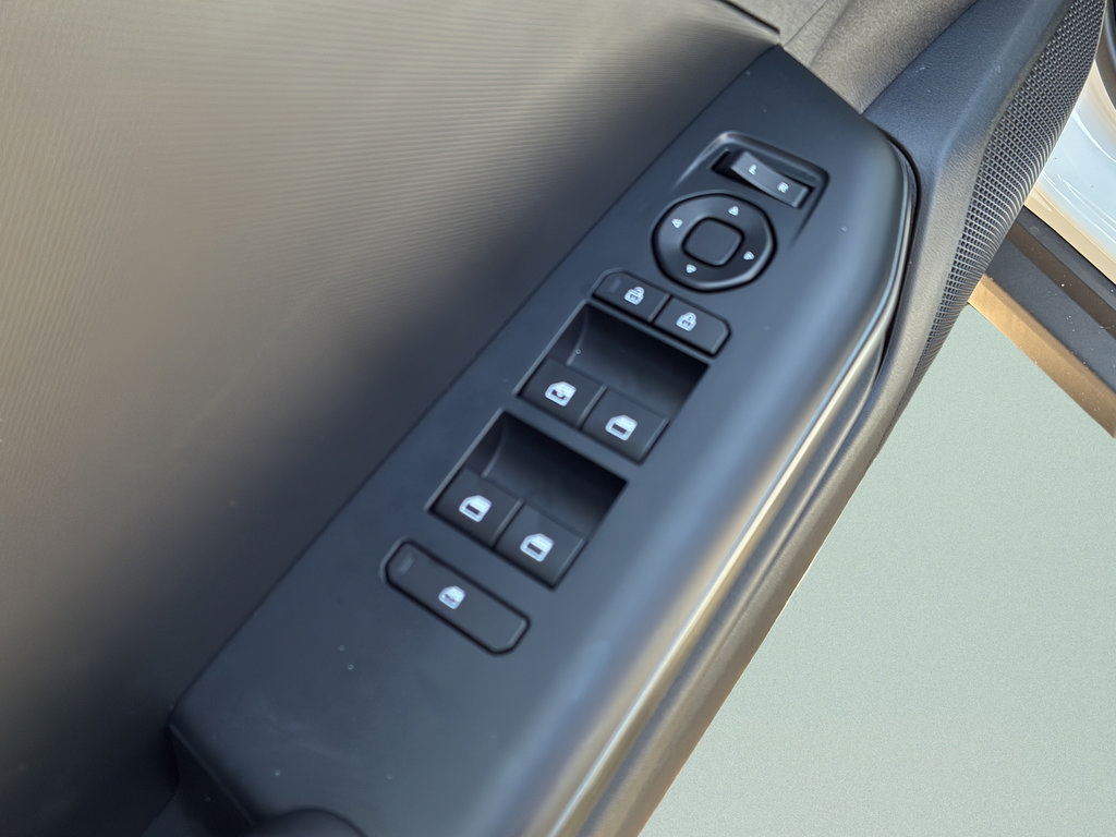 New 2026 Kia K4 FWD image 21