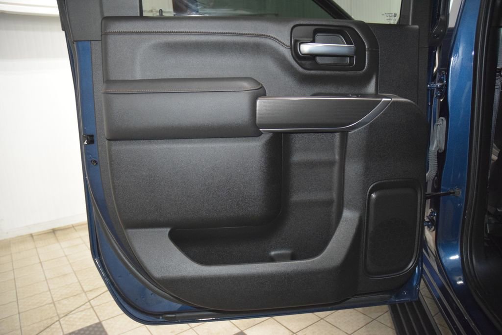 Used 2021 GMC Sierra 2500 AT4 w/ AT4 Premium Plus Package AWD/4WD image 42