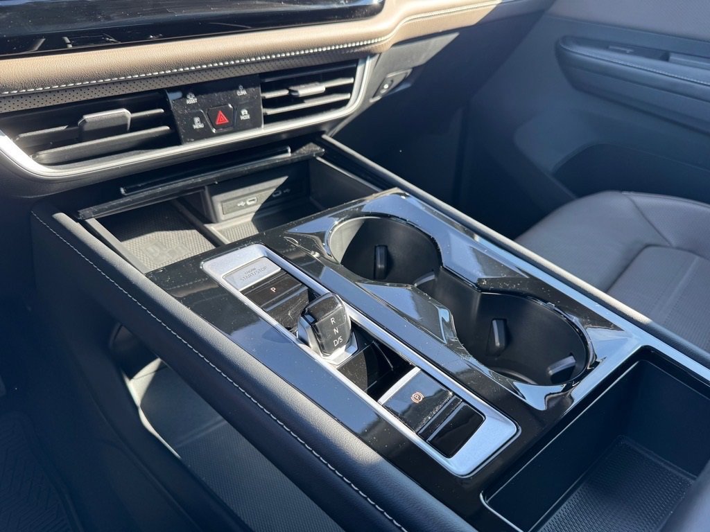 Used 2024 Volkswagen Atlas SEL image 21