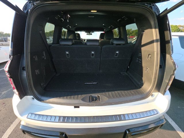 Certified 2026 Nissan Armada PRO-4X w/ Captain's Chari Seat Package AWD/4WD image 2