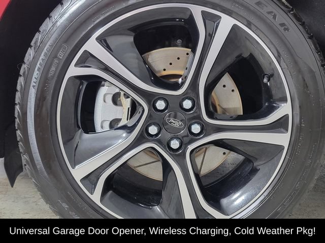 Used 2019 Ford Edge ST w/ Convenience Package AWD/4WD image 10