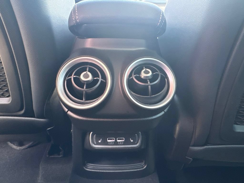 New 2025 Alfa Romeo Stelvio Sprint AWD/4WD image 56