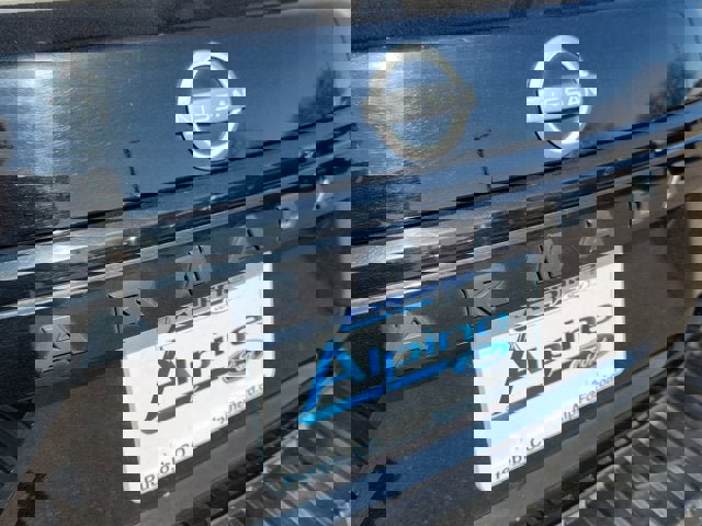 Used 2023 Nissan Armada SL w/ Midnight Edition Package image 16