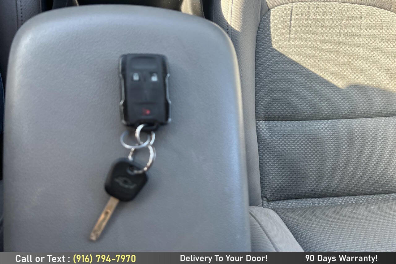 Used 2017 Chevrolet Colorado W/T RWD image 16