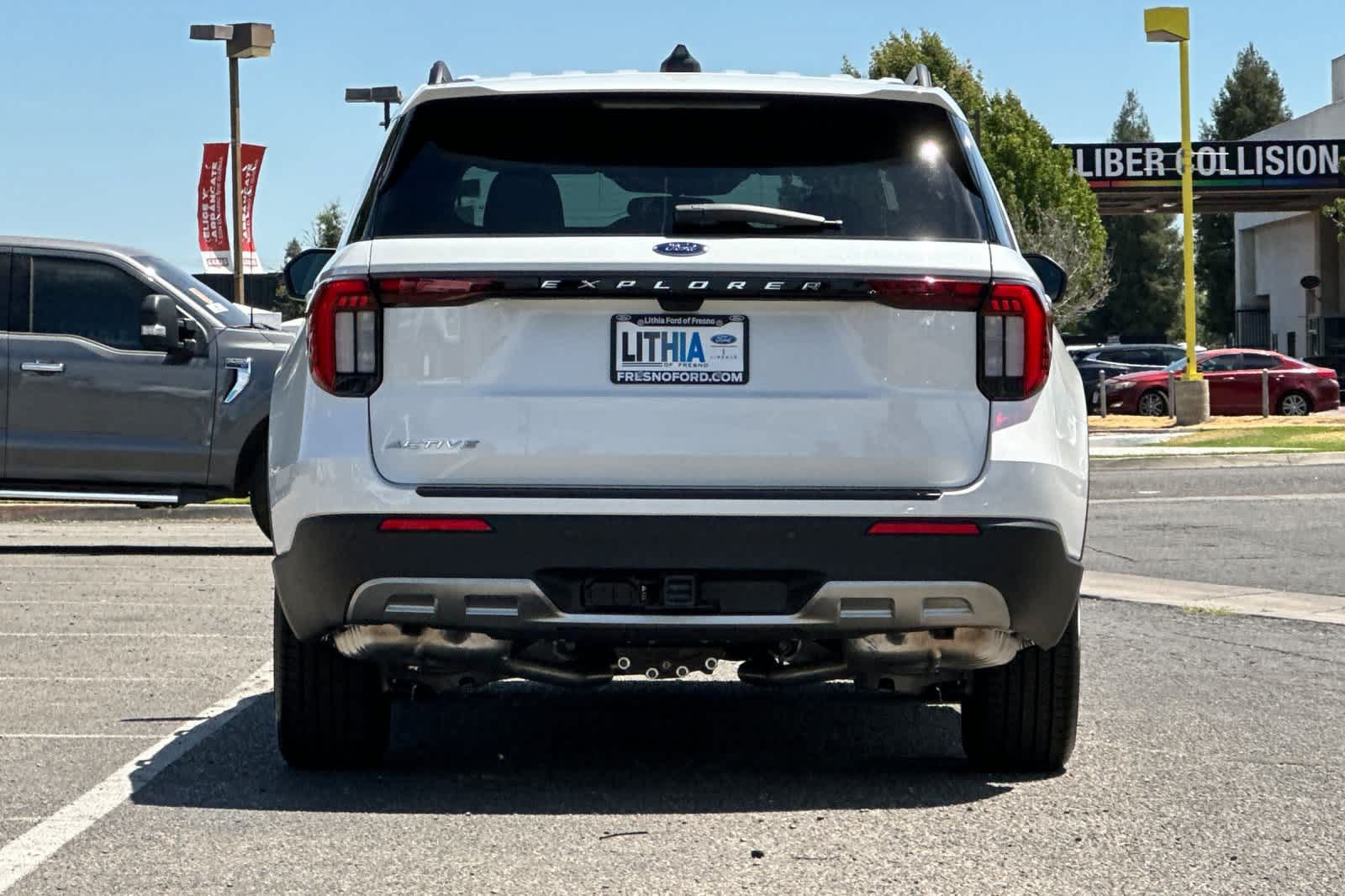 New 2026 Ford Explorer Active w/ Active Comfort Package RWD image 7