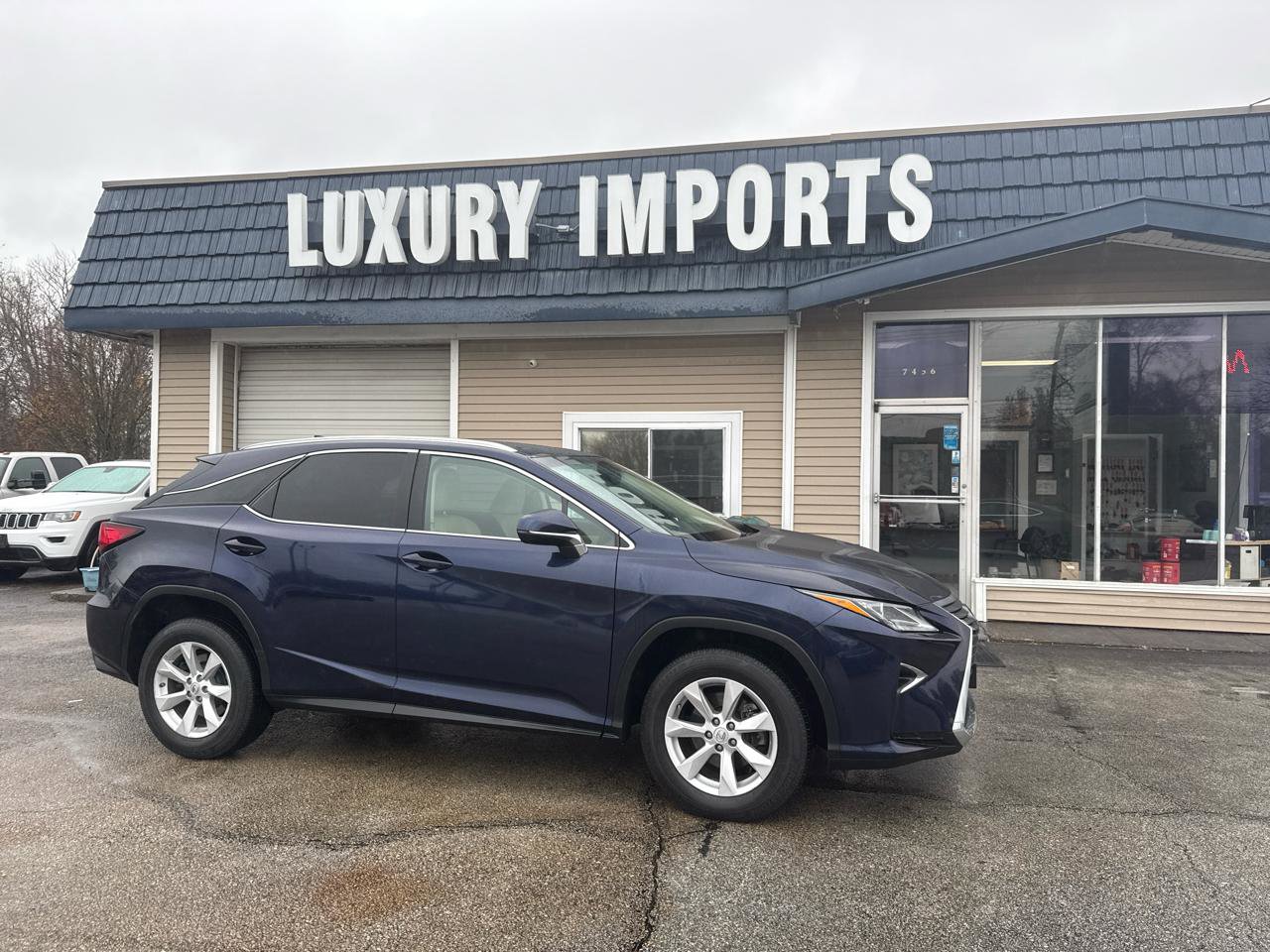 Used 2016 Lexus RX 350 4D SUV AWD w/ Premium Package image 2