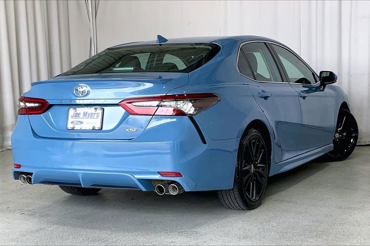 Used 2024 Toyota Camry XSE FWD image 13
