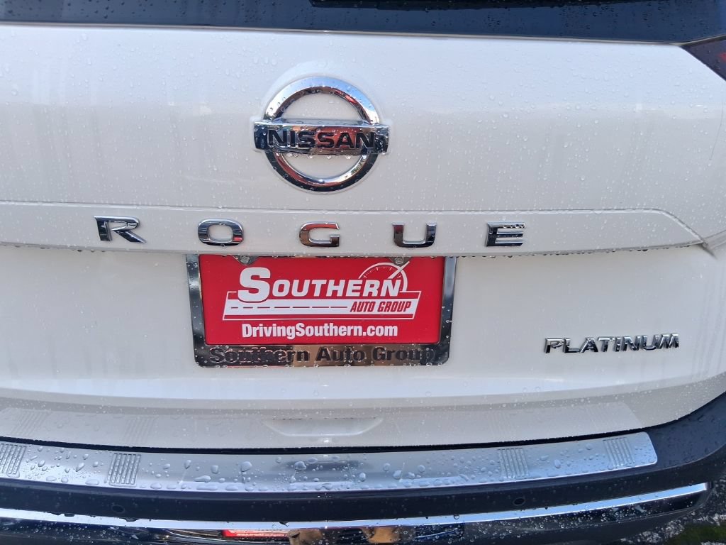 Used 2021 Nissan Rogue Platinum FWD image 10