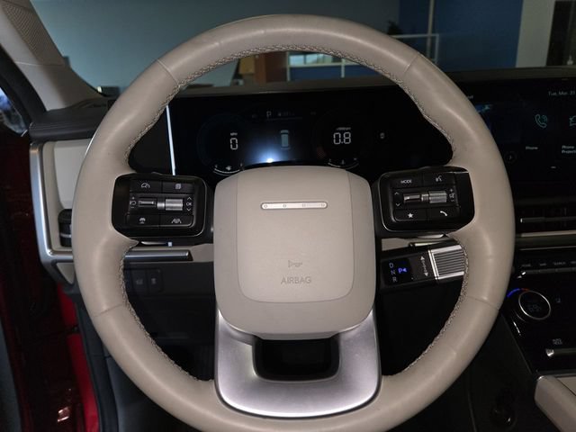 Used 2025 Hyundai Santa Fe SEL FWD image 14