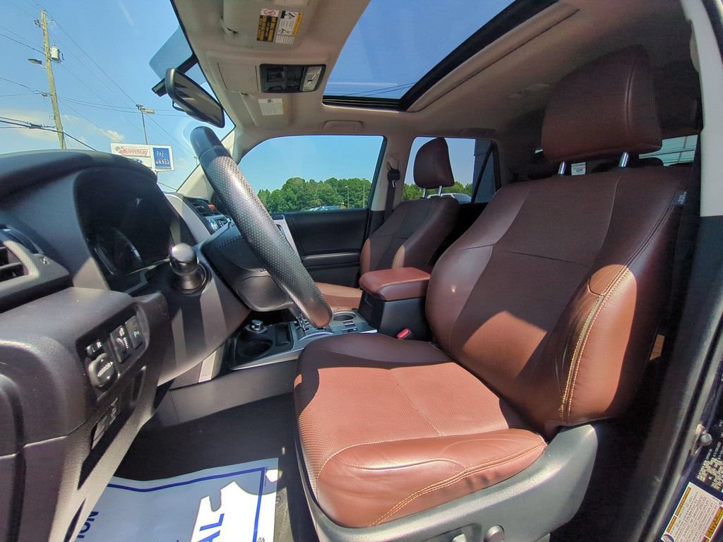 Used 2016 Toyota 4Runner Limited AWD/4WD image 25