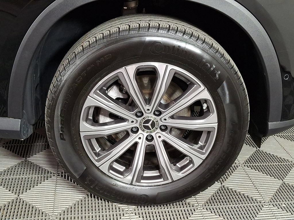 Used 2023 Mercedes-Benz GLC 300 4MATIC image 11