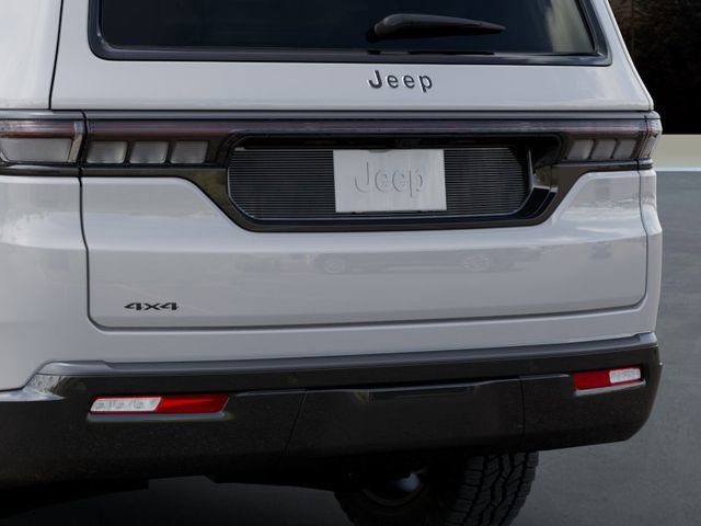 New 2026 Jeep Grand Wagoneer 4WD image 13
