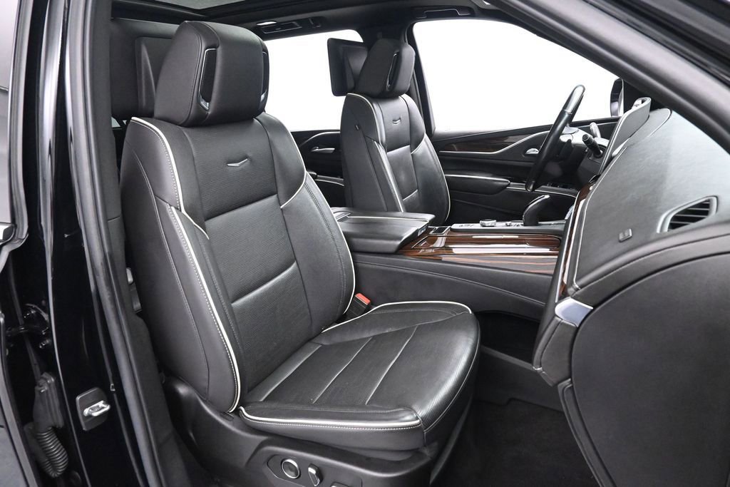 Used 2021 Cadillac Escalade ESV Premium Luxury AWD/4WD image 29