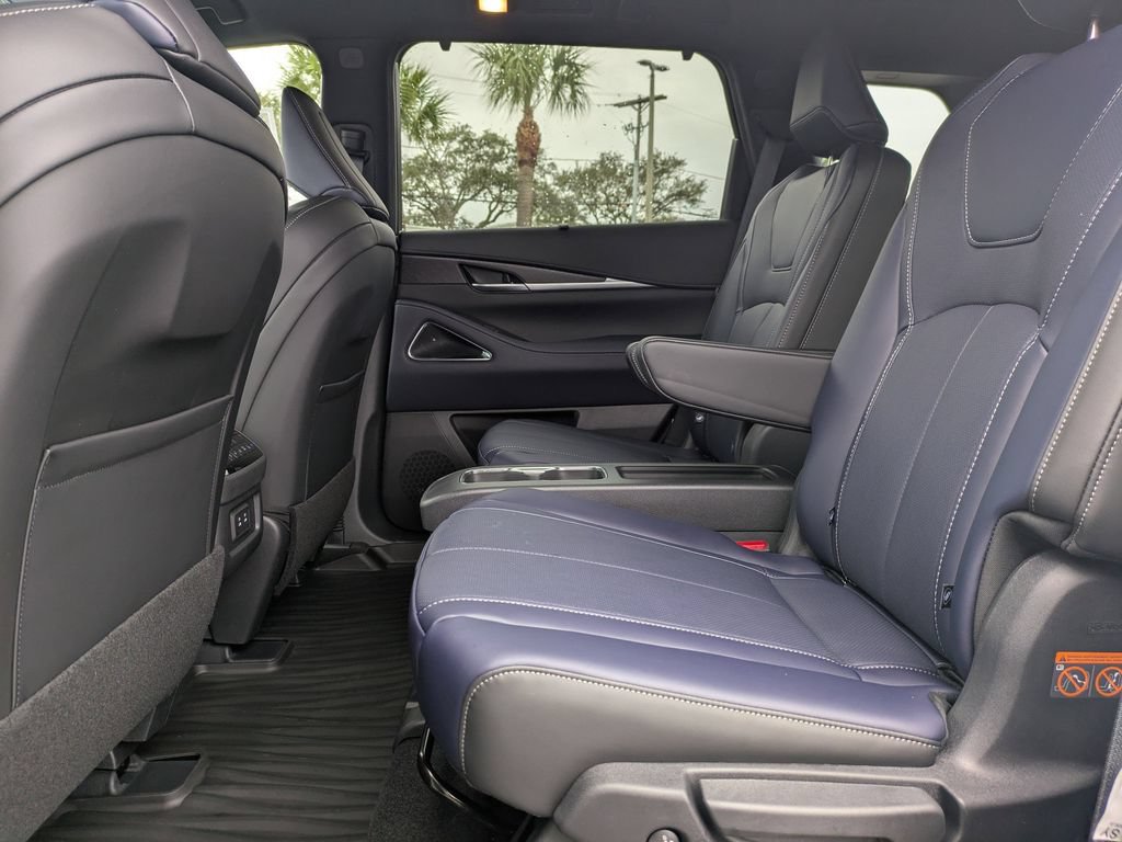 New 2026 INFINITI QX60 Sport w/ Dark Cargo Package AWD/4WD image 16