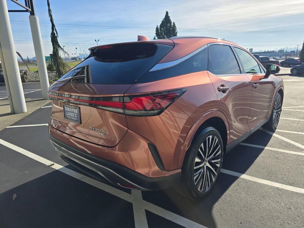 Used 2023 Lexus RX 350 w/ Accessory Package (Z1) image 5