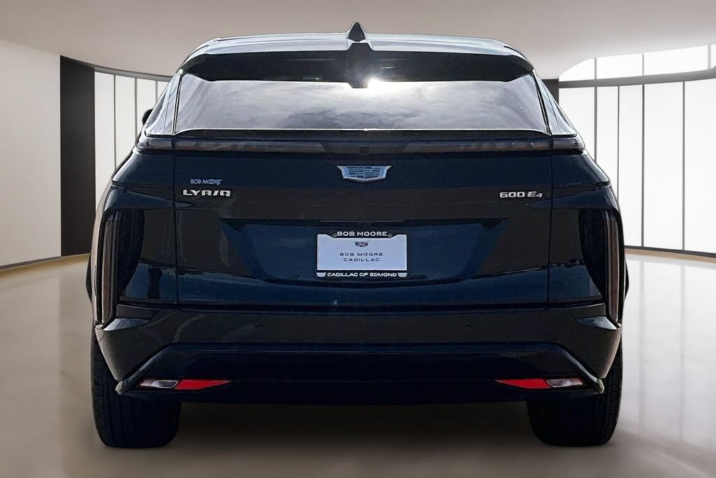 New 2026 Cadillac Lyriq Signature Sport w/ Nappa Leather Package AWD/4WD image 4