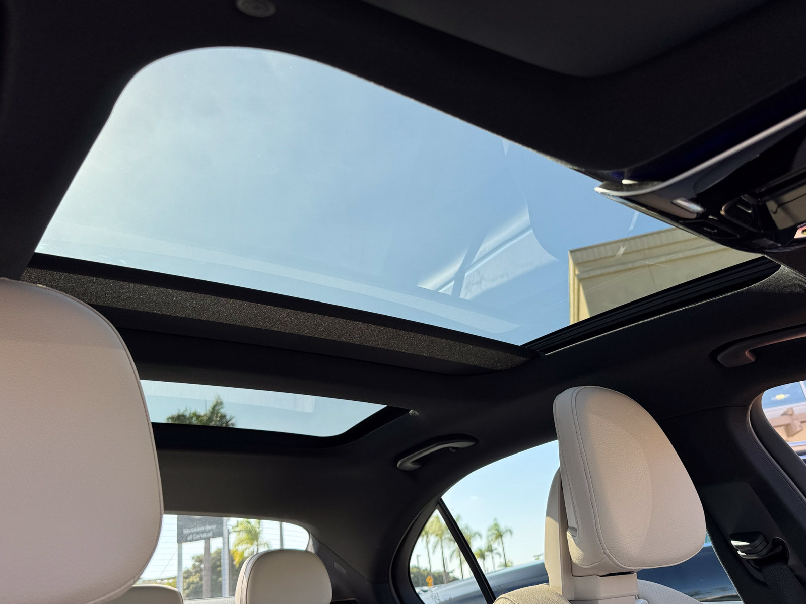 Used 2025 Mercedes-Benz C 300 4MATIC Sedan image 8