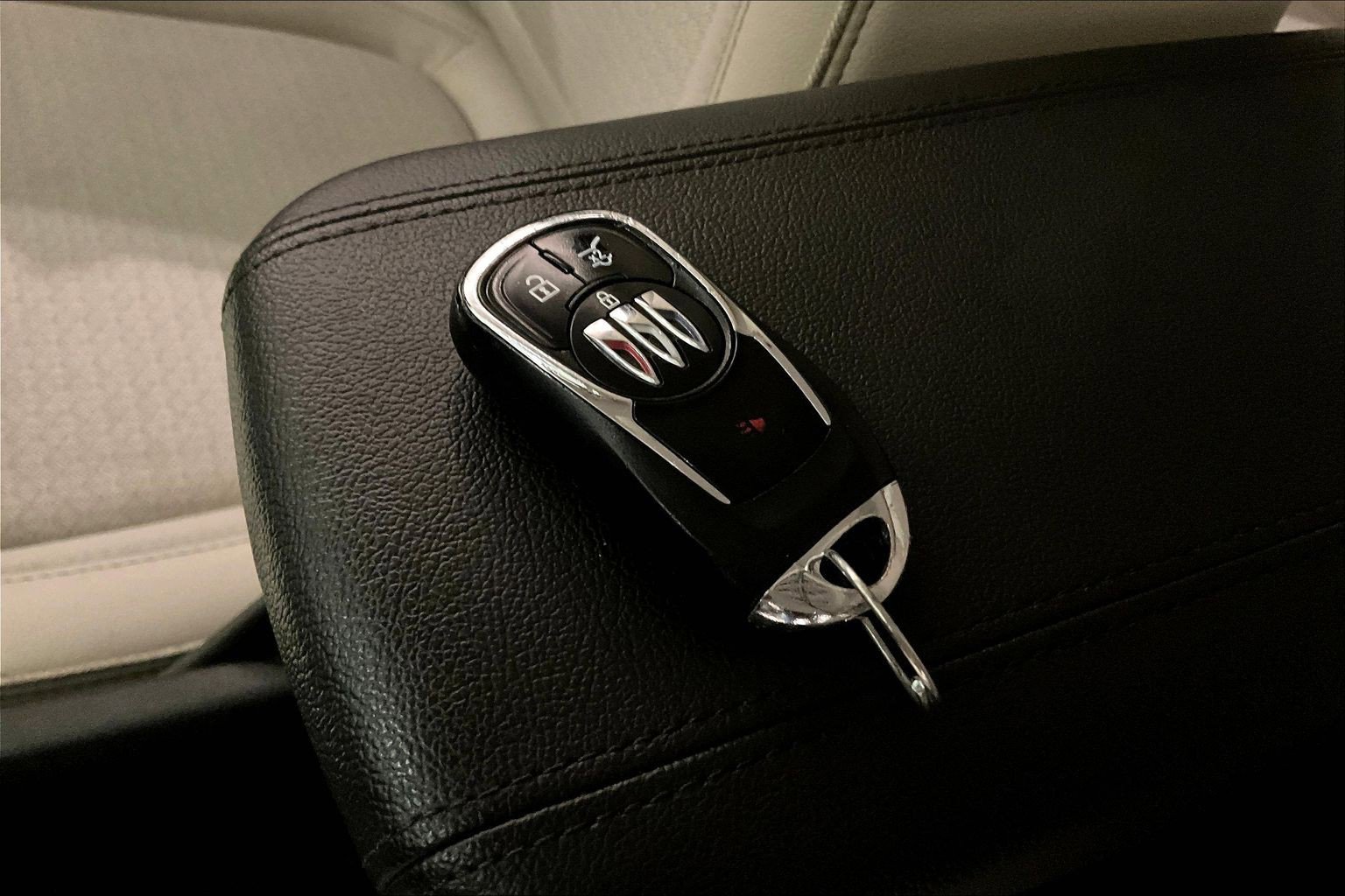 Used 2024 Buick Encore GX Preferred FWD image 33