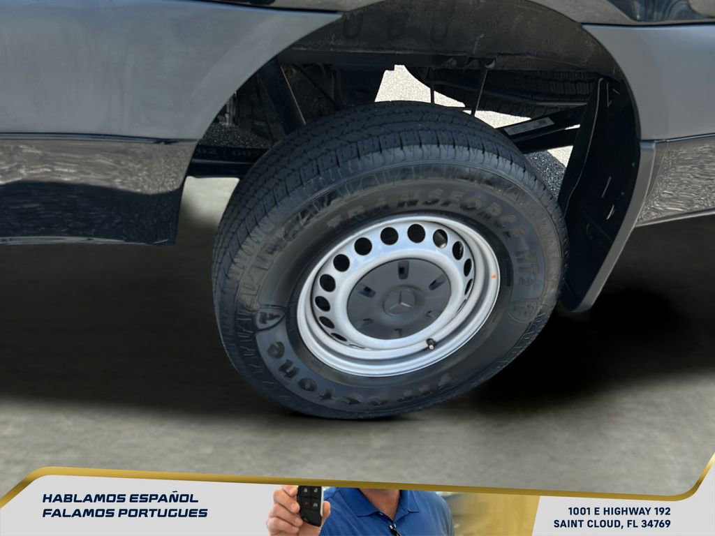 Used 2024 Mercedes-Benz Sprinter 144 Cargo image 30