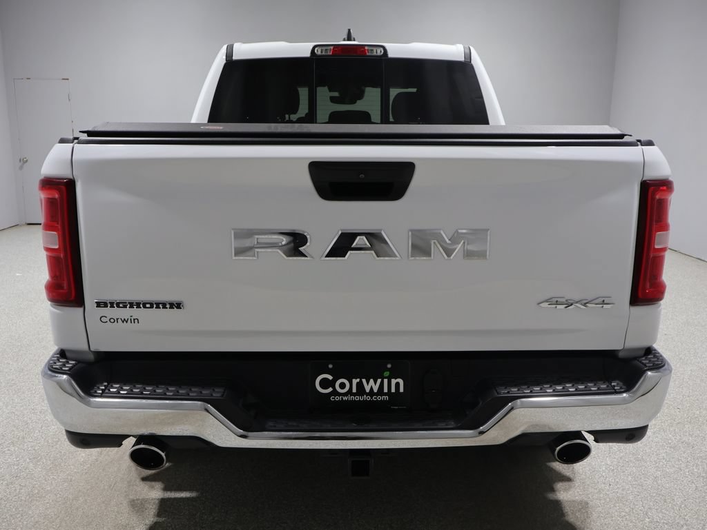 Used 2025 RAM 1500 Big Horn AWD/4WD image 3