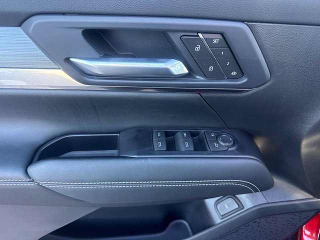 New 2027 GMC Terrain Elevation w/ Elevation Premium Package AWD/4WD image 10