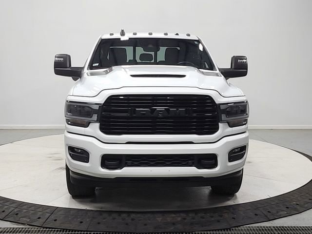 Used 2023 RAM 2500 Laramie AWD/4WD image 2