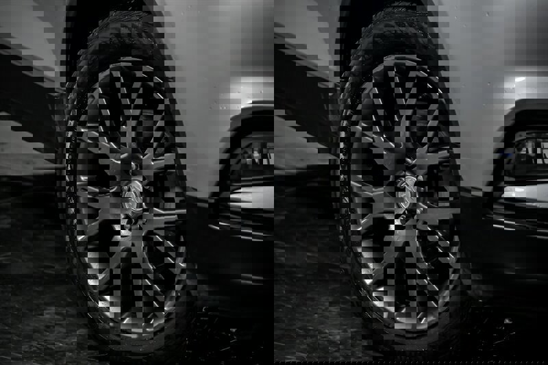 Used 2019 Buick Encore Sport Touring w/ LPO, Active Package image 3