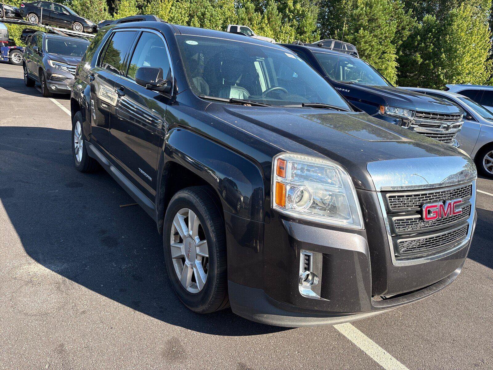 Used 2013 GMC Terrain SLT FWD image 1