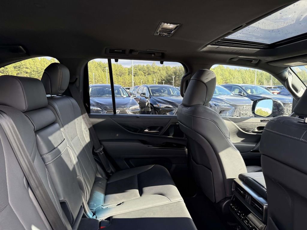 Used 2023 Lexus LX 600 4WD w/ Appearance Package image 17