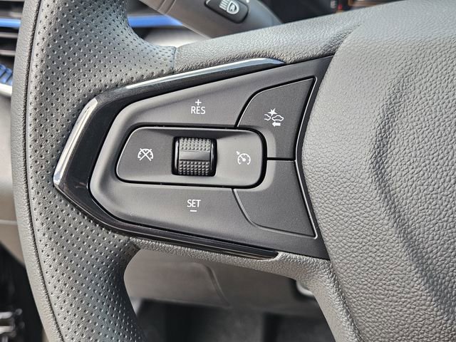 New 2026 Chevrolet Trax LT FWD image 23