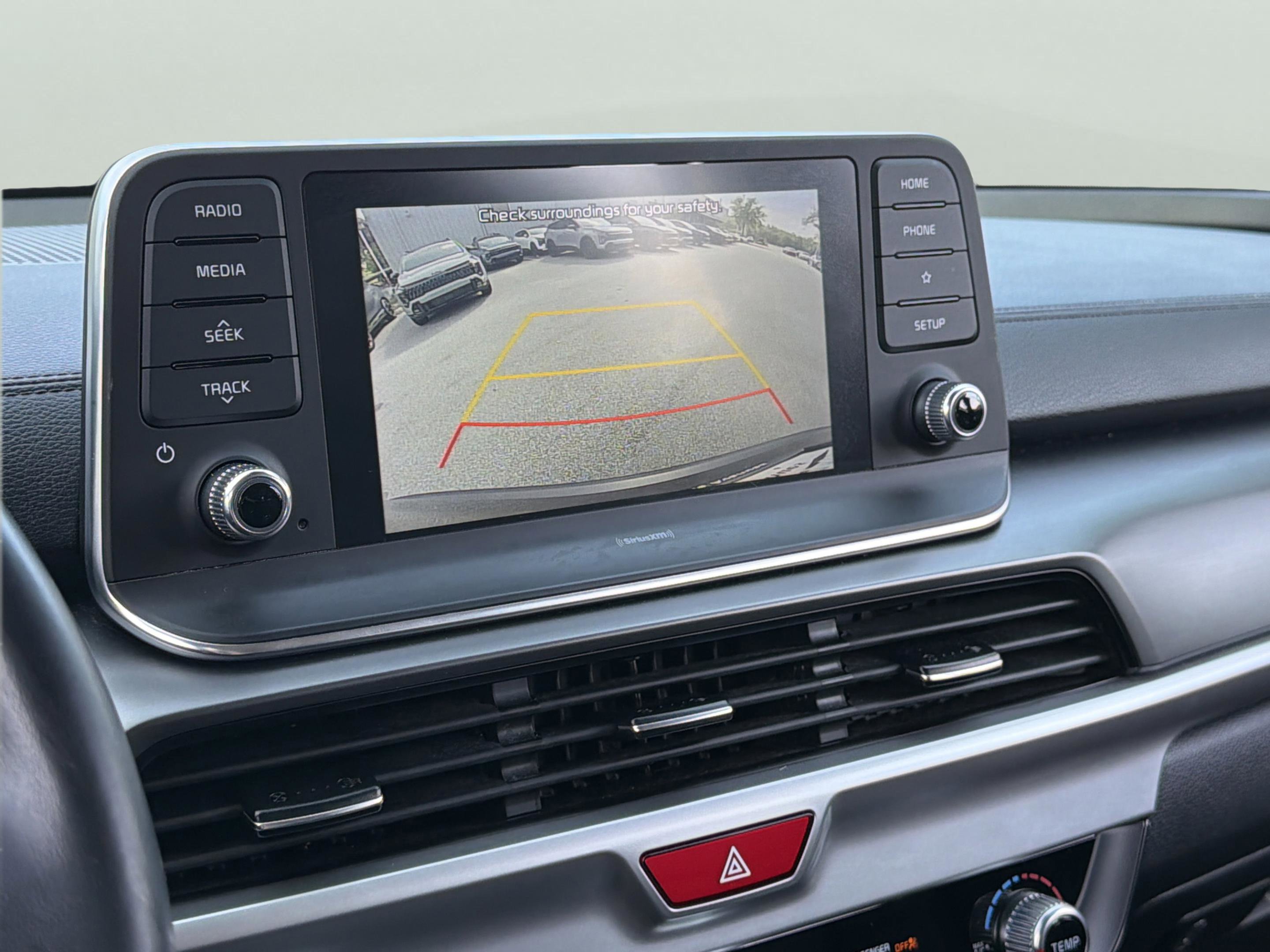 Used 2021 Kia Telluride LX FWD image 7