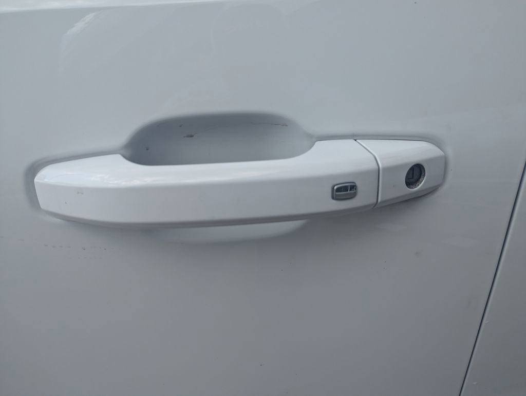 Used 2024 GMC Canyon Elevation w/ Convenience Package RWD image 10