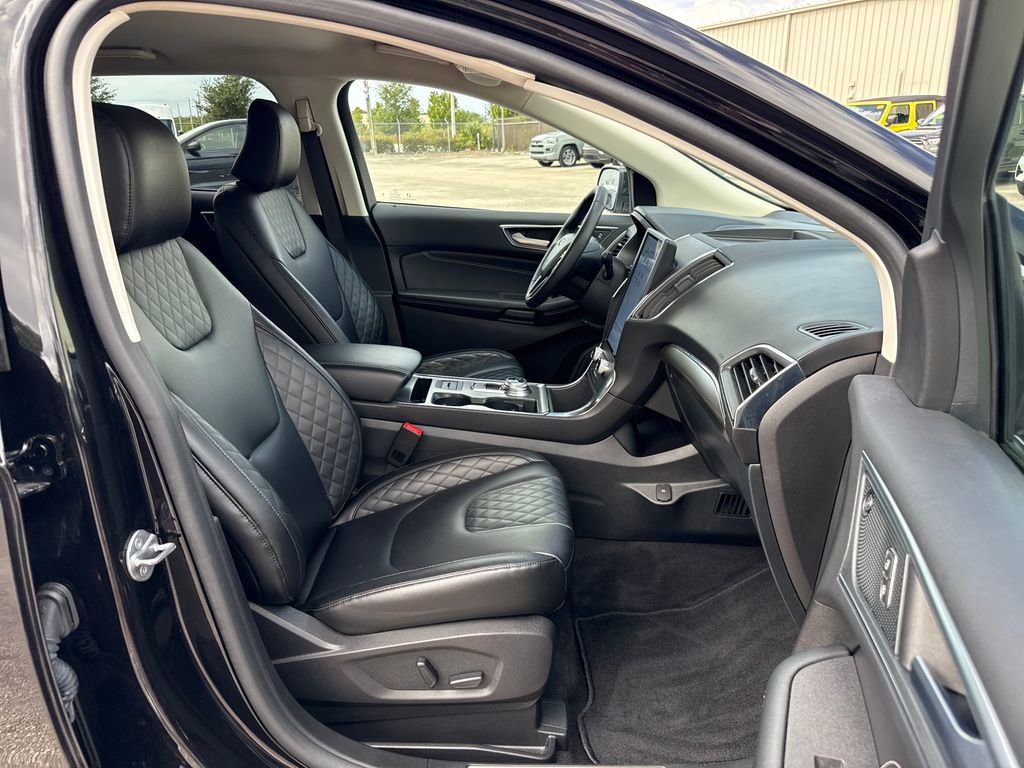 Certified 2024 Ford Edge Titanium image 26
