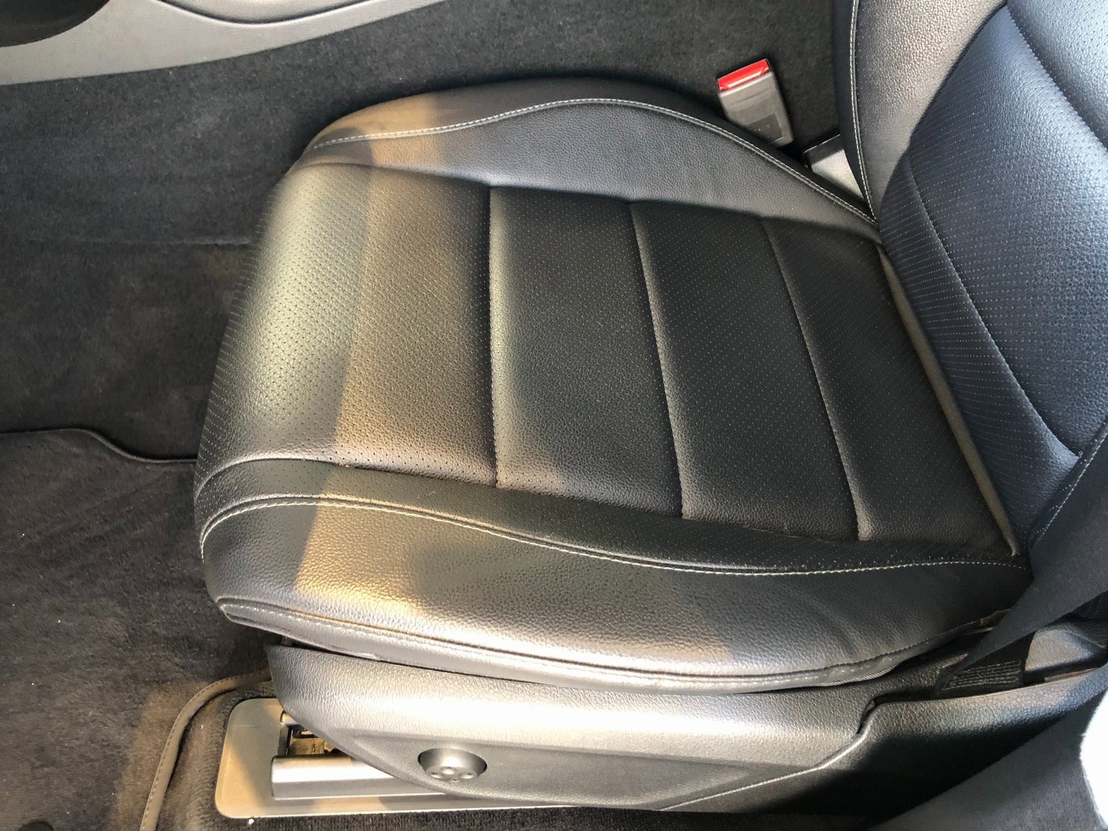 Used 2020 Mercedes-Benz GLE 350 4MATIC image 20