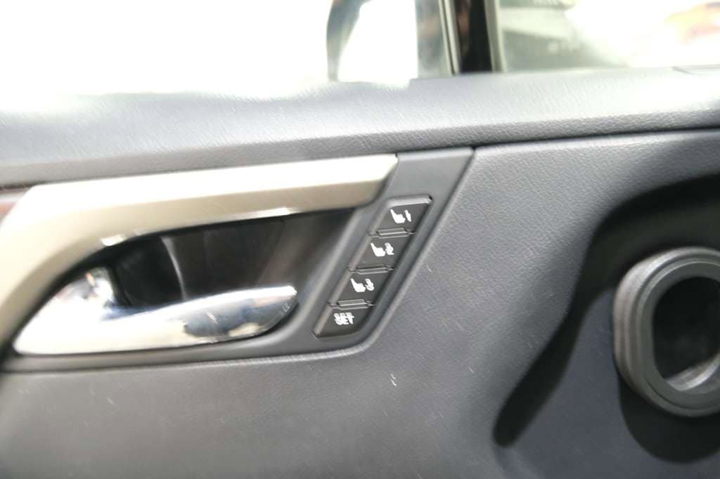 Used 2018 Lexus RX 350L AWD image 19