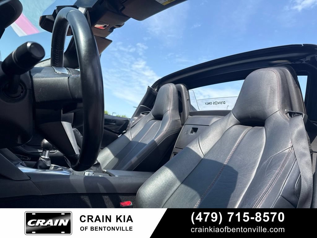 Used 2017 MAZDA MX-5 Miata RF Grand Touring RWD image 4