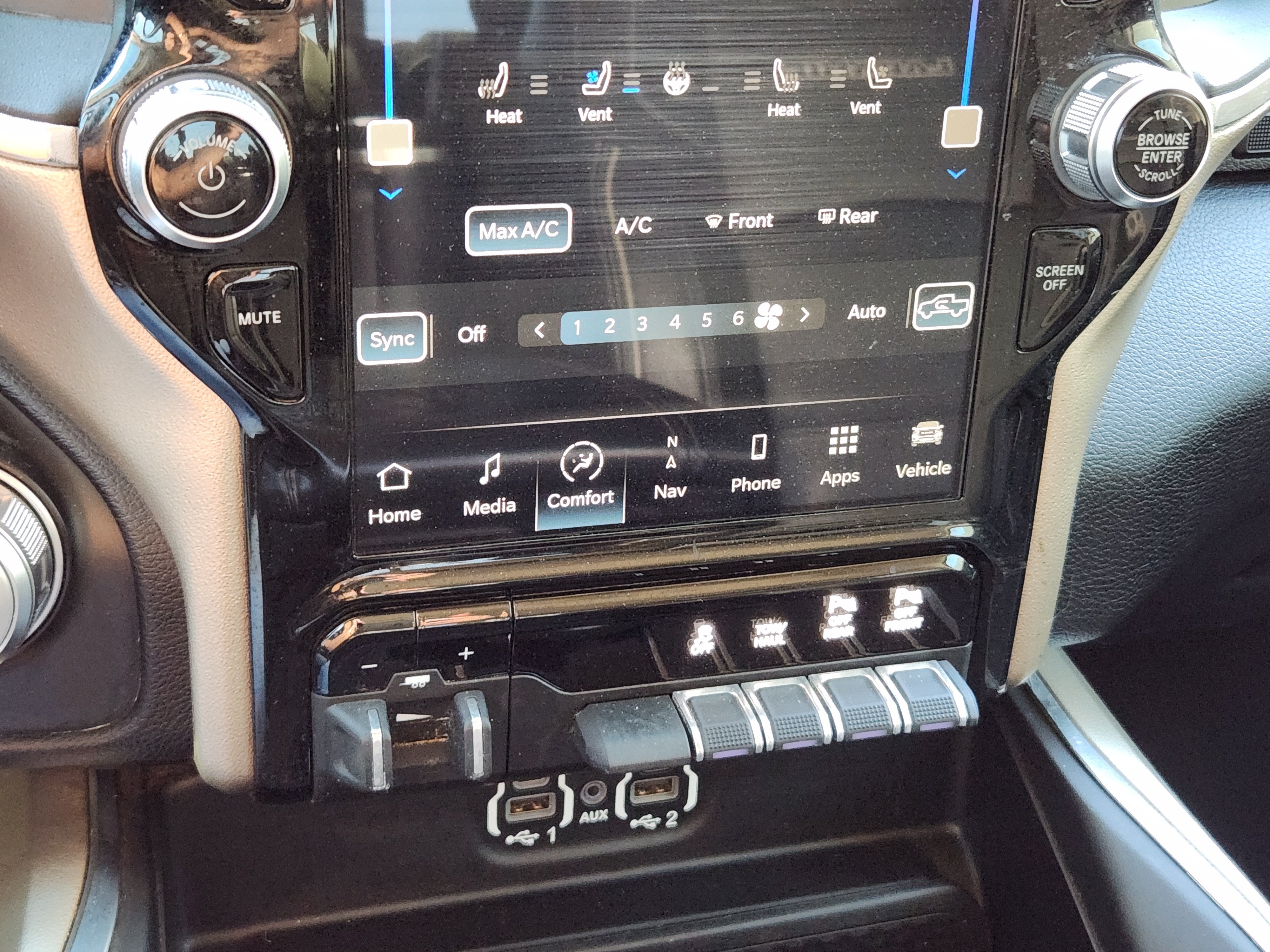 Used 2022 RAM 2500 Laramie AWD/4WD image 21