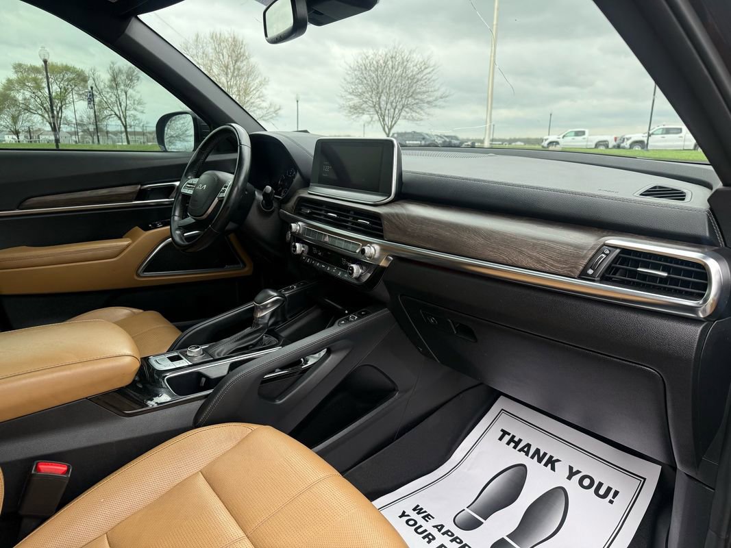 Used 2022 Kia Telluride SX w/ Nightfall Edition Package image 10