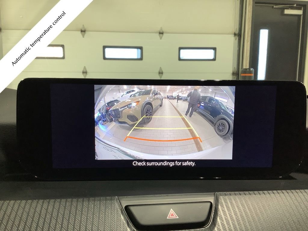 Certified 2025 MAZDA CX-90 3.3 Turbo w/ Select Package image 14