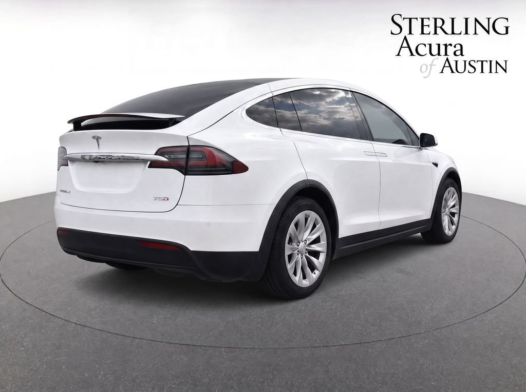 Used 2017 Tesla Model X 75D AWD/4WD image 4