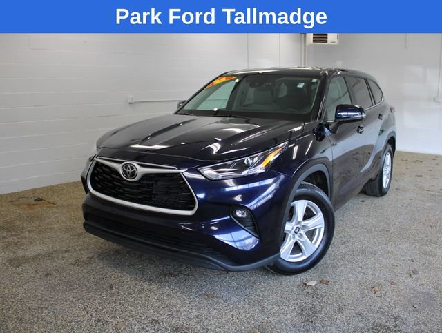 Used 2025 Toyota Highlander LE image 10