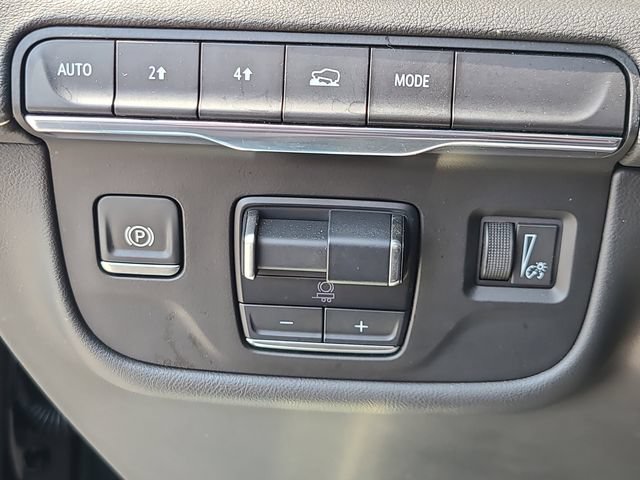 Used 2024 Cadillac Escalade Sport AWD/4WD image 23