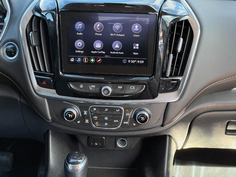 Used 2020 Chevrolet Traverse LT image 14